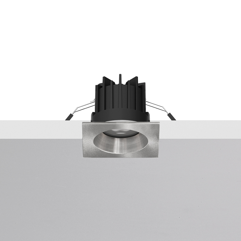 MEGA EVO – DOWNLIGHT NICHEL OPACO QUADRATO LED 8,8W 2700K IP65